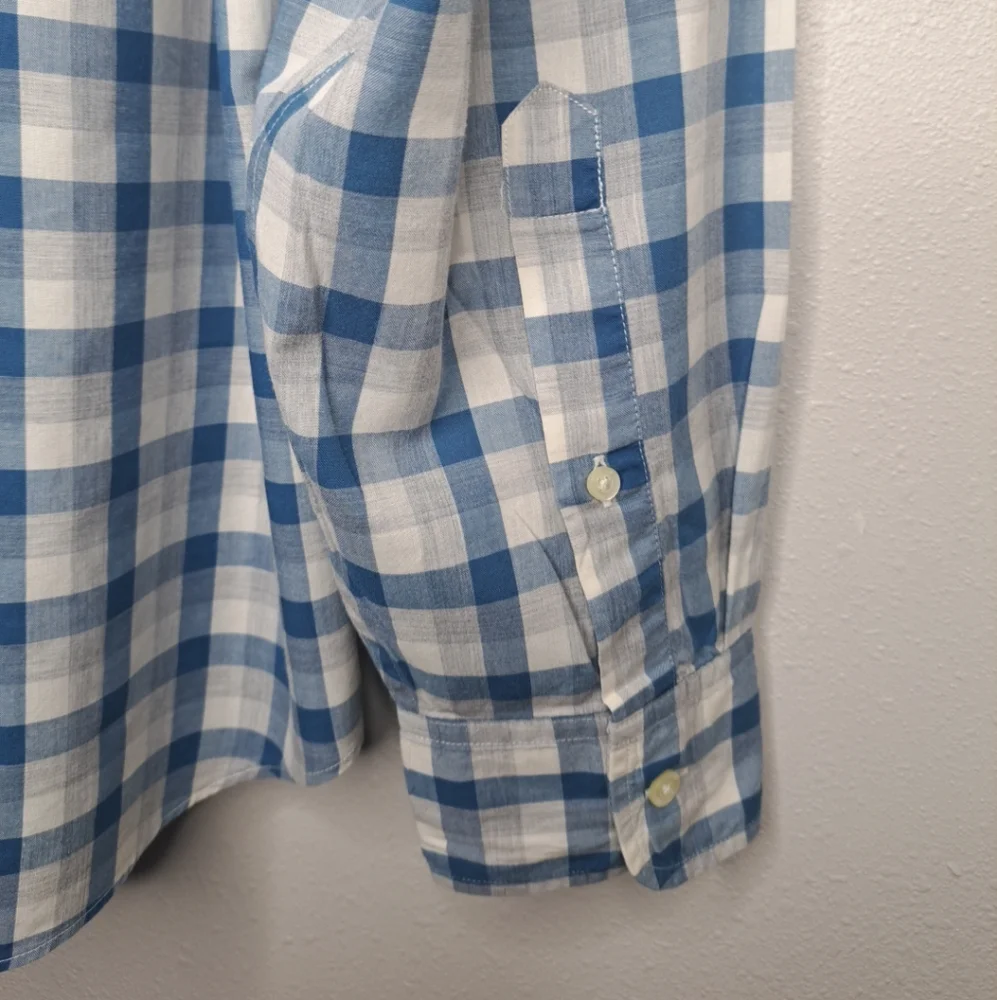 J. Crew Men's Shirt Button-up Blue Cream Business Casual Long Slv Lightweight L
